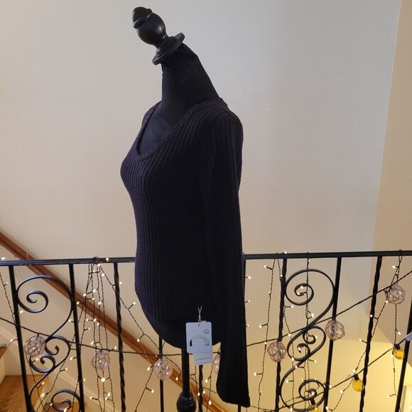 47Q. Nwt Commense V-Neck Ribbed Skinny T-Shirt Black Size Small - Picture 7 of 10